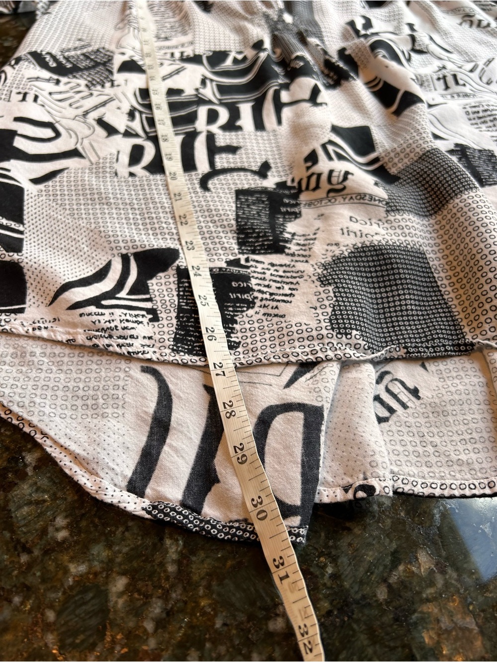 Orientique Oversized Bold Geometric Tunic. Lagenlook. Artsy. 3/4 sleeve. Pockets - Picture 8 of 9
